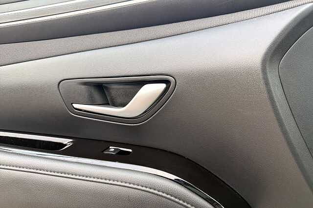 Hyundai Tucson 1.6 H T Gdi Ultimate Suv 5dr Petrol Hybrid Auto Euro 6 (s/s) (230 Ps)