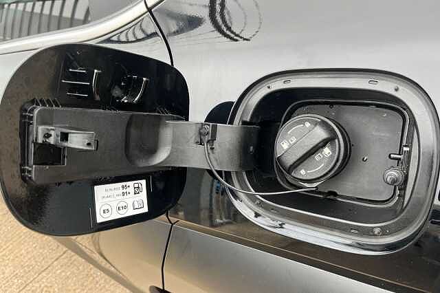 Hyundai Kona 1.6 H Gdi Ultimate Suv 5dr Petrol Hybrid Dct Euro 6 (s/s) (129 Ps)