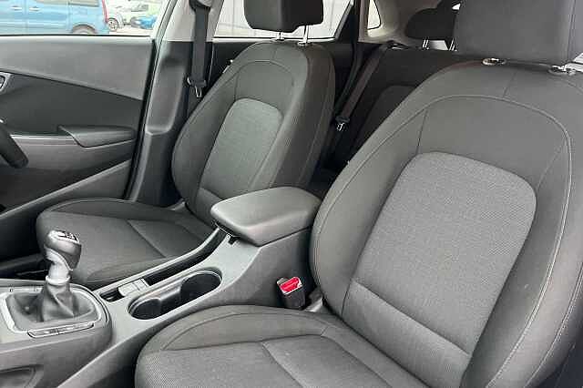 Hyundai Kona 1.0 T Gdi Mhev Premium Suv 5dr Petrol Hybrid Manual Euro 6 (s/s) (120 Ps)