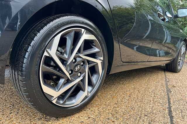 Hyundai I20 1.0 T Gdi Premium Hatchback 5dr Petrol Dct Euro 6 (s/s) (100 Ps)