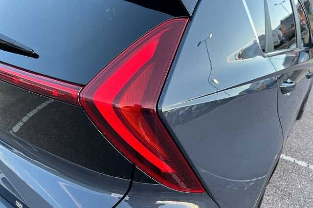 Hyundai Bayon 1.0 T Gdi Premium Suv 5dr Petrol Dct Euro 6 (s/s) (100 Ps)