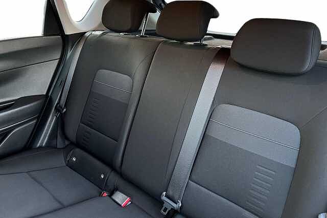 Hyundai Bayon 1.0 T Gdi Premium Suv 5dr Petrol Dct Euro 6 (s/s) (100 Ps)