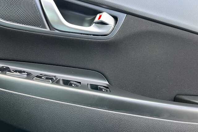 Hyundai Kona 1.6 H Gdi Premium Suv 5dr Petrol Hybrid Dct Euro 6 (s/s) (141 Ps)