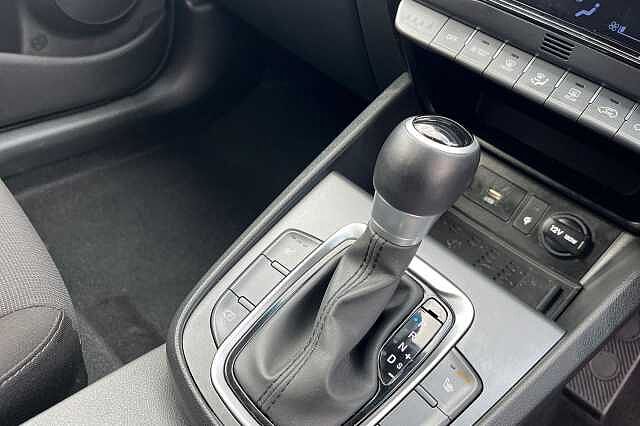 Hyundai Kona 1.6 H Gdi Premium Suv 5dr Petrol Hybrid Dct Euro 6 (s/s) (141 Ps)