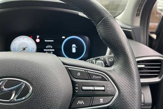 Hyundai Santa Fe 1.6 H T Gdi Ultimate Suv 5dr Petrol Hybrid Auto Euro 6 (s/s) (230 Ps)
