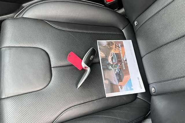 Hyundai Santa Fe 1.6 H T Gdi Ultimate Suv 5dr Petrol Hybrid Auto Euro 6 (s/s) (230 Ps)