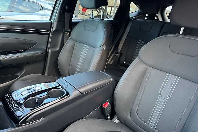 Hyundai Tucson 1.6 H T Gdi Premium Suv 5dr Petrol Hybrid Auto Euro 6 (s/s) (230 Ps)