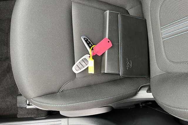 Hyundai Tucson 1.6 H T Gdi Premium Suv 5dr Petrol Hybrid Auto Euro 6 (s/s) (230 Ps)