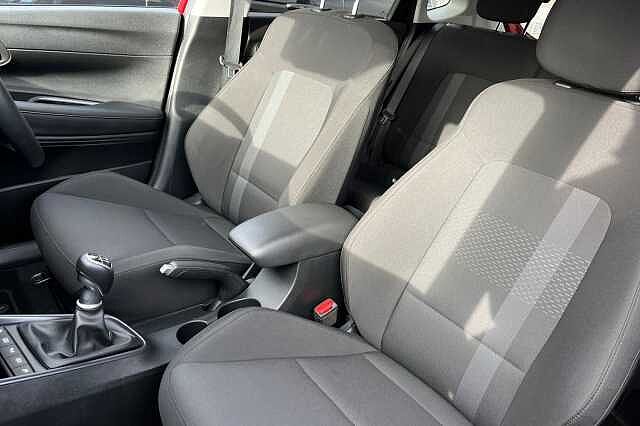 Hyundai I20 1.0 T Gdi Premium Hatchback 5dr Petrol Manual Euro 6 (s/s) (100 Ps)