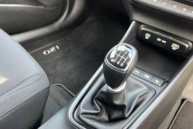 Hyundai I20 1.0 T Gdi Premium Hatchback 5dr Petrol Manual Euro 6 (s/s) (100 Ps)