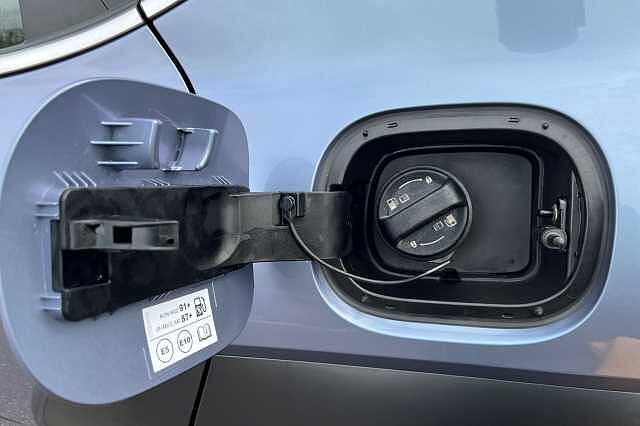 Hyundai Kona 1.6 H Gdi Advance Suv 5dr Petrol Hybrid Dct Euro 6 (s/s) (141 Ps)