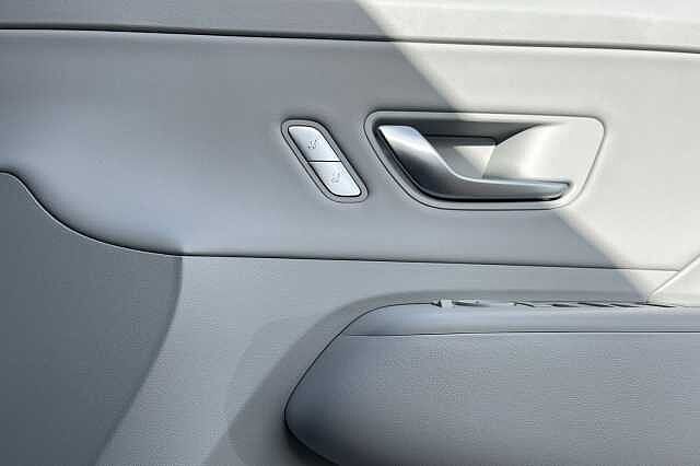 Hyundai Kona 1.6 H Gdi Ultimate Suv 5dr Petrol Hybrid Dct Euro 6 (s/s) (129 Ps)