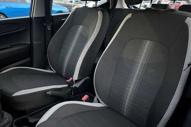 Hyundai I10 1.0 Se Connect Hatchback 5dr Petrol Manual Euro 6 (s/s) (67 Ps)