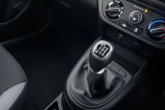 Hyundai I10 1.0 Se Connect Hatchback 5dr Petrol Manual Euro 6 (s/s) (67 Ps)