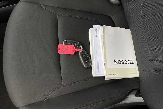 Hyundai Tucson 1.6 T Gdi Mhev Se Connect Suv 5dr Petrol Hybrid Dct Euro 6 (s/s) (150 Ps)