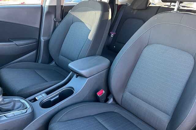 Hyundai Kona 1.6 H Gdi Premium Suv 5dr Petrol Hybrid Dct Euro 6 (s/s) (141 Ps)