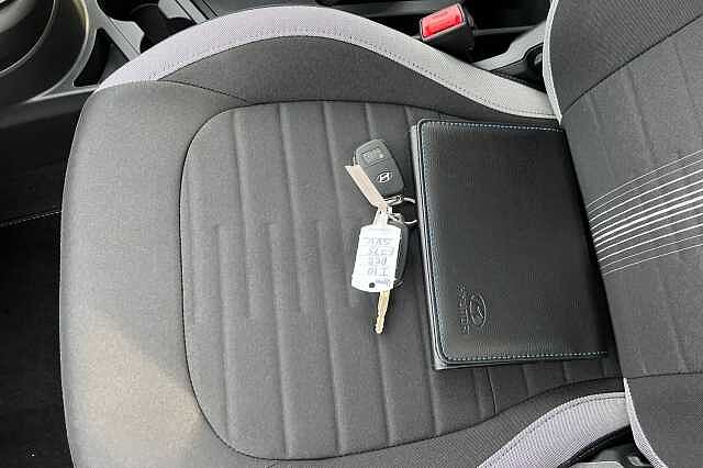 Hyundai I10 1.0 Advance Hatchback 5dr Petrol Auto Euro 6 (s/s) (63 Ps) Dragon Red