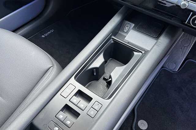 Hyundai Ioniq 6 77.4kwh Ultimate Saloon 4dr Electric Auto Awd (325 Ps)