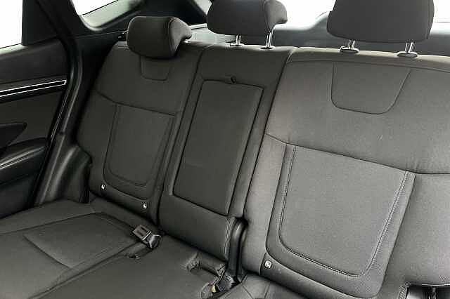 Hyundai Tucson 1.6 T Gdi Mhev Se Connect Suv 5dr Petrol Hybrid Dct Euro 6 (s/s) (150 Ps)