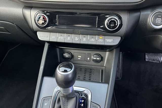 Hyundai Kona 1.6 H Gdi Ultimate Suv 5dr Petrol Hybrid Dct Euro 6 (s/s) (141 Ps)