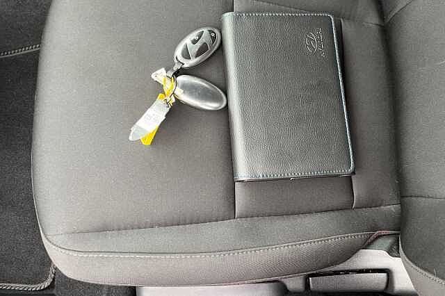 Hyundai Kona 1.6 H Gdi N Line Suv 5dr Petrol Hybrid Dct Euro 6 (s/s) (141 Ps)