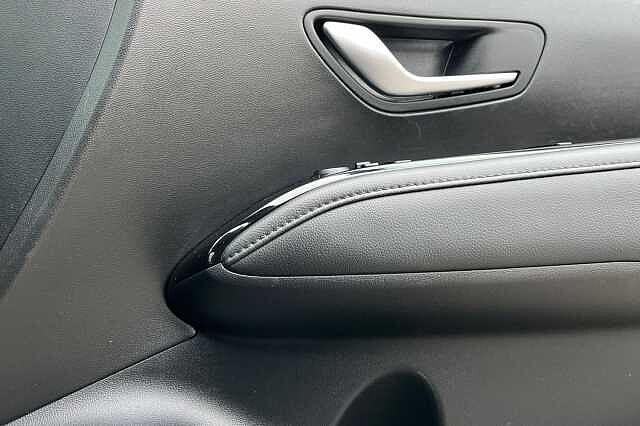 Hyundai Tucson 1.6 H T Gdi Ultimate Suv 5dr Petrol Hybrid Auto Euro 6 (s/s) (230 Ps)