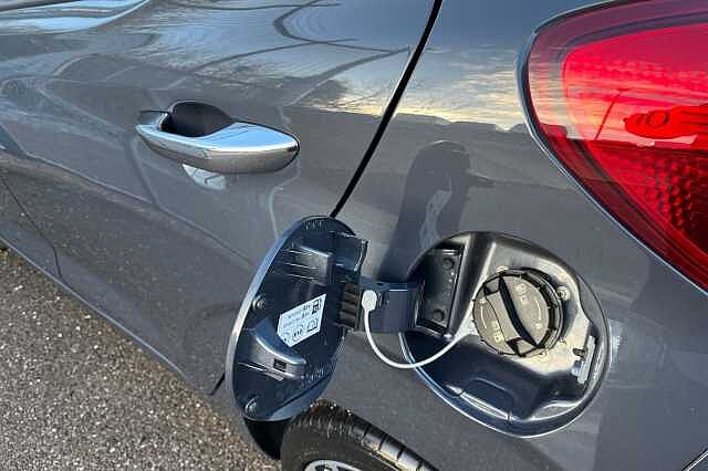 Hyundai I10 1.2 Premium Hatchback 5dr Petrol Auto Euro 6 (s/s) (79 Ps)