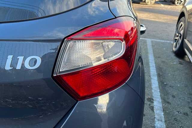 Hyundai I10 1.2 Premium Hatchback 5dr Petrol Auto Euro 6 (s/s) (79 Ps)