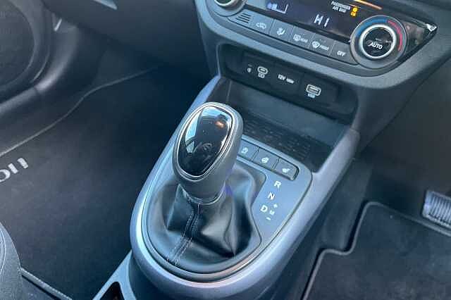 Hyundai I10 1.2 Premium Hatchback 5dr Petrol Auto Euro 6 (s/s) (79 Ps)