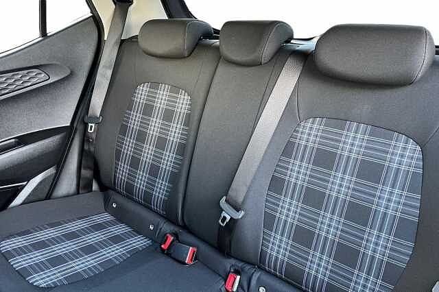 Hyundai I10 1.2 Premium Hatchback 5dr Petrol Auto Euro 6 (s/s) (79 Ps)