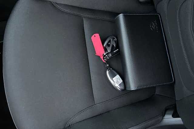 Hyundai Tucson 1.6 T Gdi Premium Suv 5dr Petrol Hybrid Auto Euro 6 (s/s) (215 Ps)