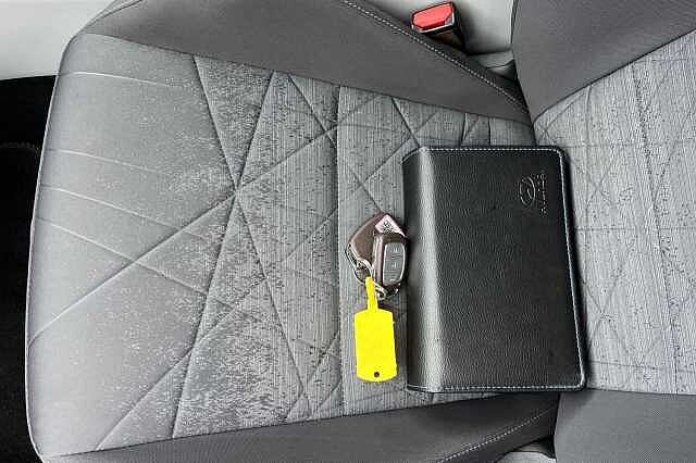 Hyundai Bayon 1.0 T Gdi Mhev Ultimate Suv 5dr Petrol Hybrid Dct Euro 6 (s/s) (100 Ps)