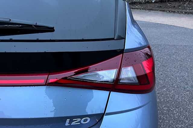 Hyundai I20 1.0 T Gdi Premium Hatchback 5dr Petrol Dct Euro 6 (s/s) (100 Ps) Meta Blue