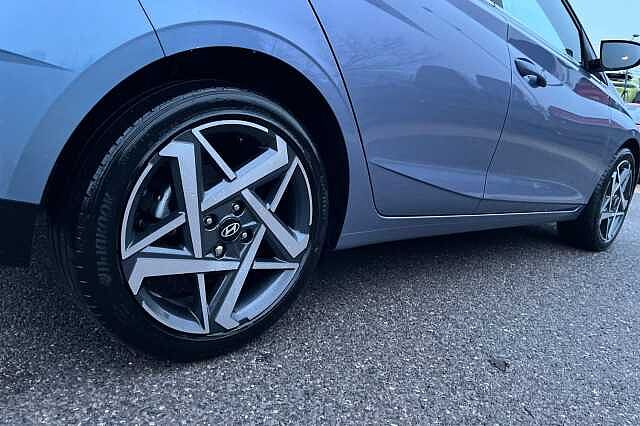 Hyundai I20 1.0 T Gdi Premium Hatchback 5dr Petrol Dct Euro 6 (s/s) (100 Ps) Meta Blue