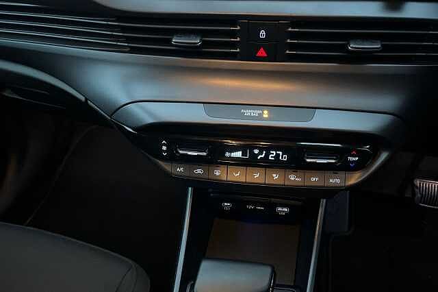 Hyundai I20 1.0 T Gdi Premium Hatchback 5dr Petrol Dct Euro 6 (s/s) (100 Ps) Meta Blue