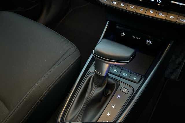 Hyundai I20 1.0 T Gdi Premium Hatchback 5dr Petrol Dct Euro 6 (s/s) (100 Ps) Meta Blue