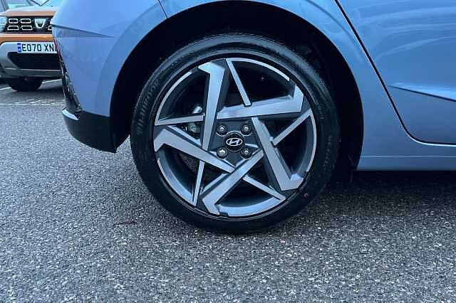 Hyundai I20 1.0 T Gdi Premium Hatchback 5dr Petrol Dct Euro 6 (s/s) (100 Ps) Meta Blue