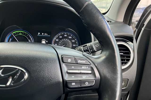 Hyundai Kona 1.6 H Gdi Premium Se Suv 5dr Petrol Hybrid Dct Euro 6 (s/s) (141 Ps)