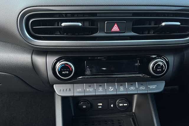 Hyundai Kona 1.6 H Gdi Premium Suv 5dr Petrol Hybrid Dct Euro 6 (s/s) (141 Ps)