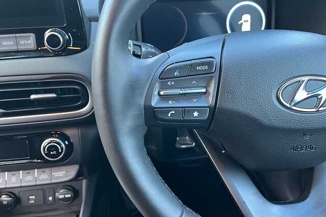 Hyundai Kona 1.6 H Gdi Premium Suv 5dr Petrol Hybrid Dct Euro 6 (s/s) (141 Ps)