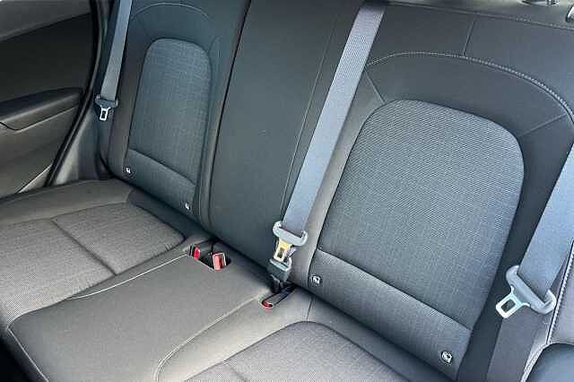 Hyundai Kona 1.6 H Gdi Premium Suv 5dr Petrol Hybrid Dct Euro 6 (s/s) (141 Ps)