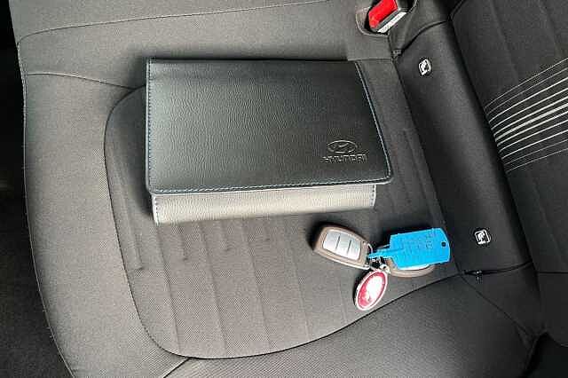 Hyundai I10 1.2 Premium Hatchback 5dr Petrol Auto Euro 6 (s/s) (84 Ps)