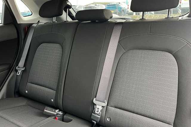 Hyundai Kona 1.6 H Gdi Premium Suv 5dr Petrol Hybrid Dct Euro 6 (s/s) (141 Ps)