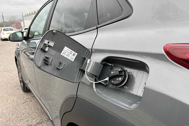 Hyundai Kona 1.6 H Gdi Premium Suv 5dr Petrol Hybrid Dct Euro 6 (s/s) (141 Ps)