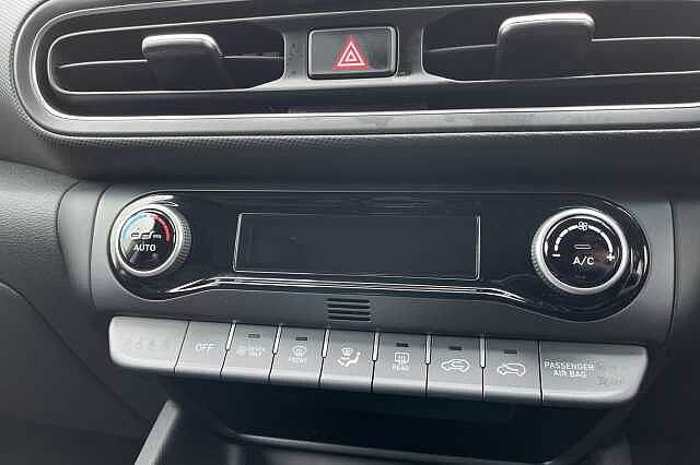 Hyundai Kona 1.6 H Gdi Premium Suv 5dr Petrol Hybrid Dct Euro 6 (s/s) (141 Ps)