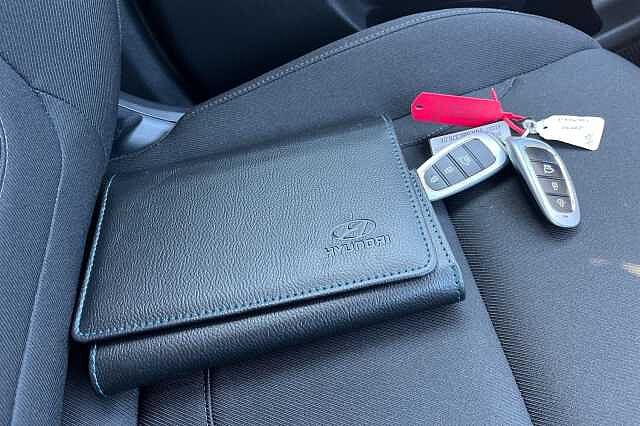 Hyundai TUCSON 1.6 T Gdi Mhev Premium Suv 5dr Petrol Hybrid Dct Euro 6 (s/s) (150 Ps) Sunset Red