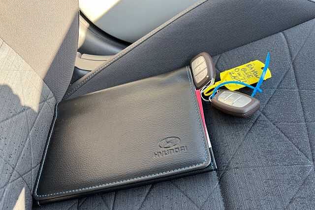 Hyundai Bayon 1.0 T Gdi Mhev Ultimate Suv 5dr Petrol Hybrid Manual Euro 6 (s/s) (100 Ps)