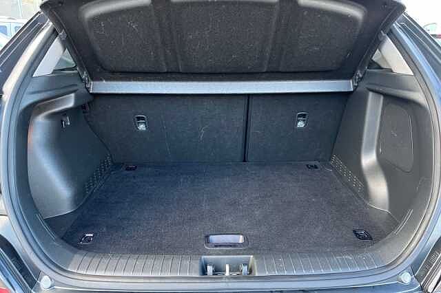 Hyundai KONA 1.6 H Gdi Premium Suv 5dr Petrol Hybrid Dct Euro 6 (s/s) (141 Ps) Phantom Black