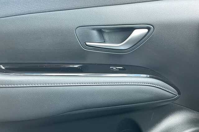 Hyundai Tucson 1.6 T Gdi Mhev Se Connect Suv 5dr Petrol Hybrid Dct Euro 6 (s/s) (150 Ps)