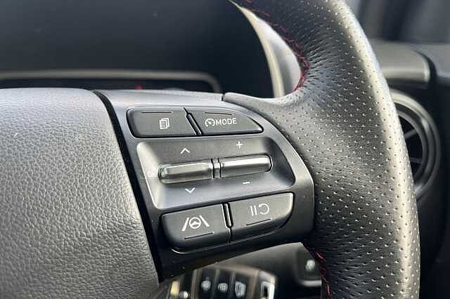 Hyundai KONA 1.0 T Gdi Mhev N Line Suv 5dr Petrol Hybrid Manual Euro 6 (s/s) (120 Ps) Phantom Black